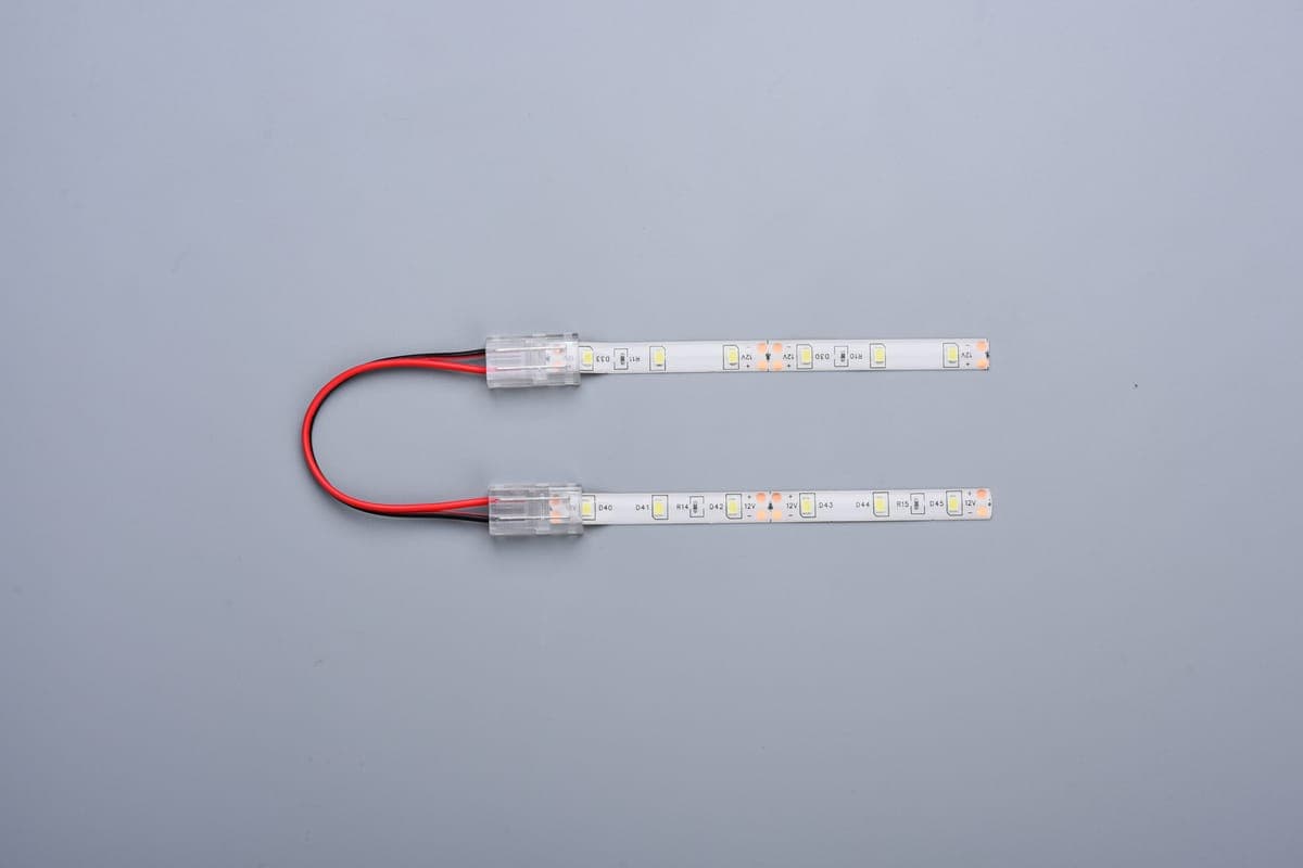CONECTOR CABLU CONECTOR PT BANDA LED SMD IP65 12V/24V PCB 8mm PIN 4.5mm 14CM