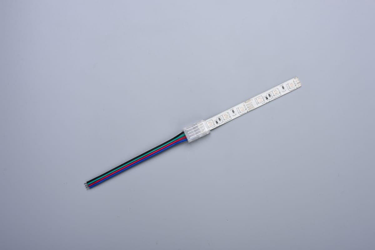 CONECTOR ALIMENTARE PT BANDA LED SMD RGB IP65 12V/24V PCB 10MM PIN 7.2mm 12CM