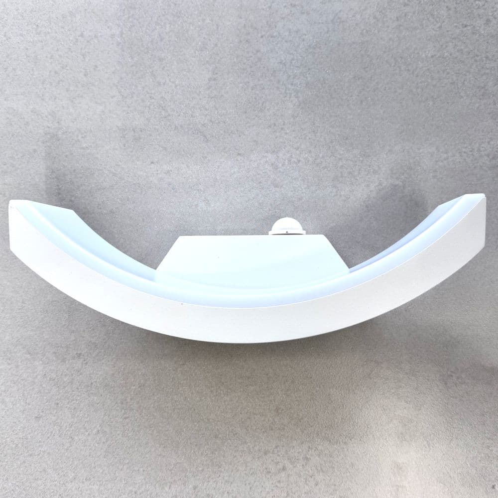 Aplica LED concava cu senzor alba 24w IP65 3000K