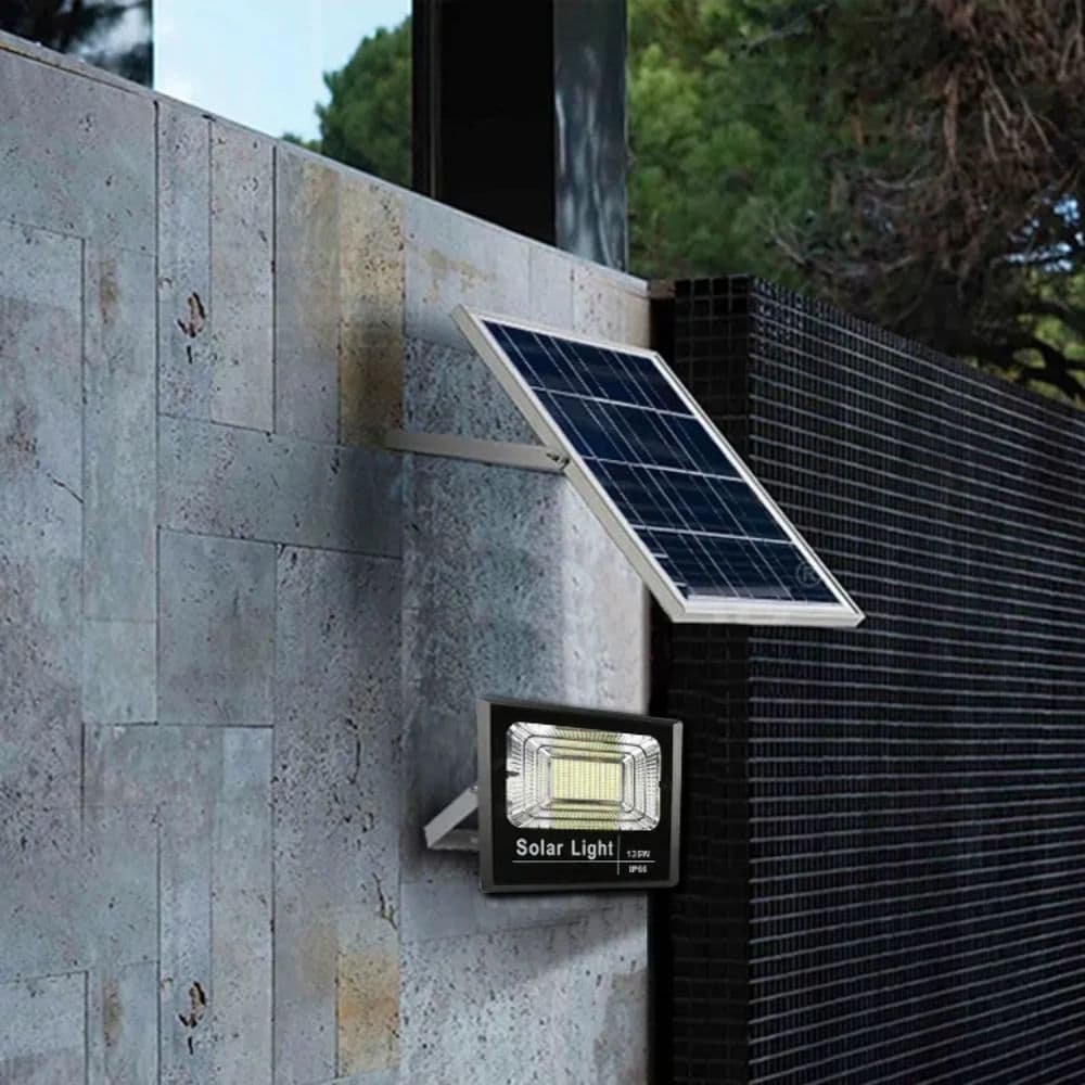 Proiector cu Panou Solar Monocristalin si telecomanda -  200W/6500k